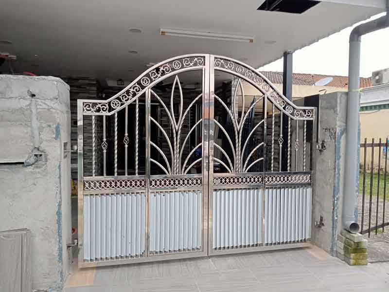 gate-02